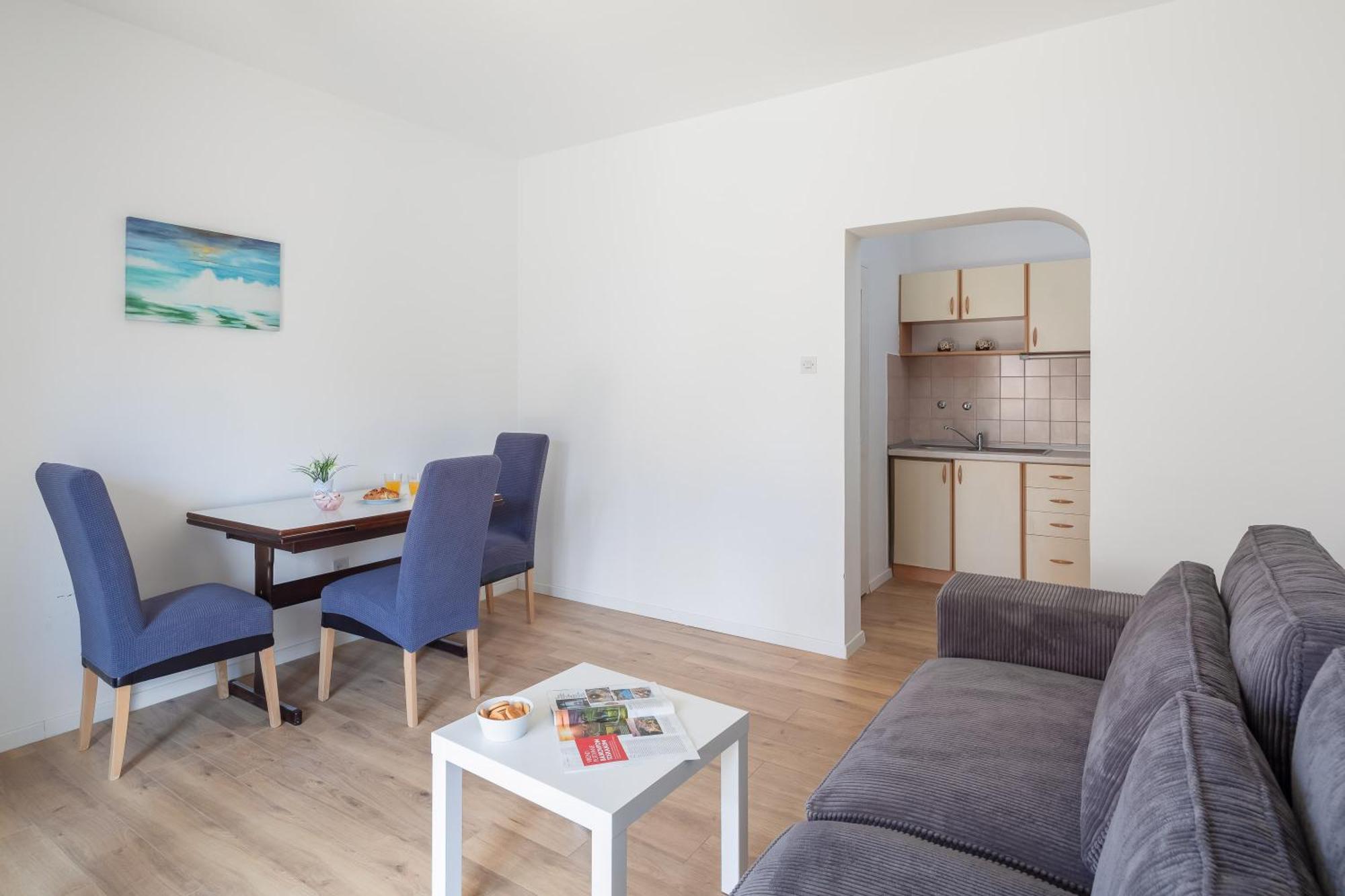 Apartments Near Central Beach With Free Parking Makarska Camera foto