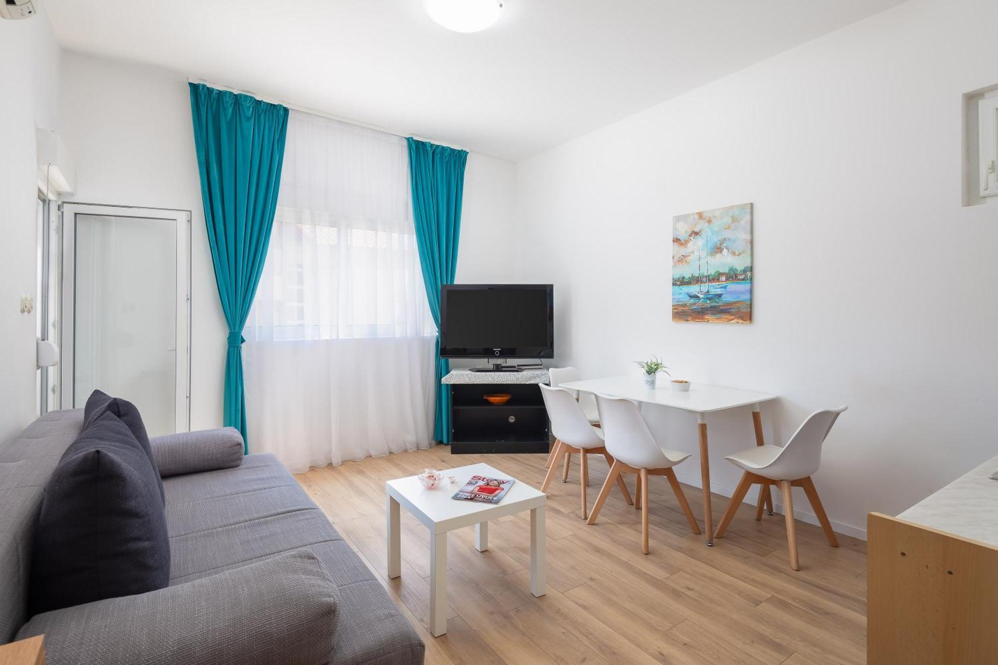 Apartments Near Central Beach With Free Parking Makarska Camera foto