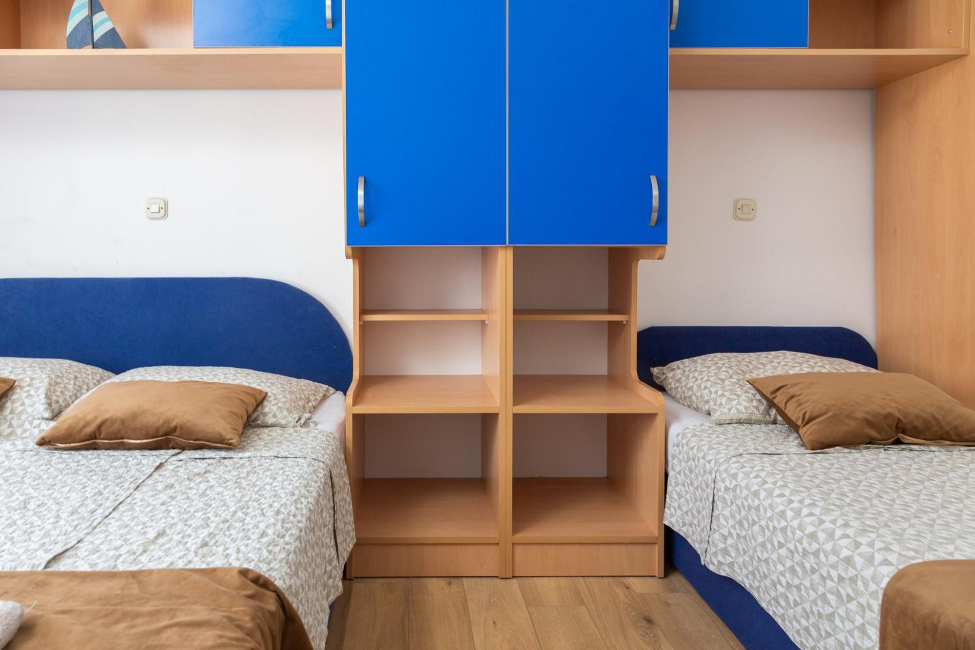 Apartments Near Central Beach With Free Parking Makarska Camera foto