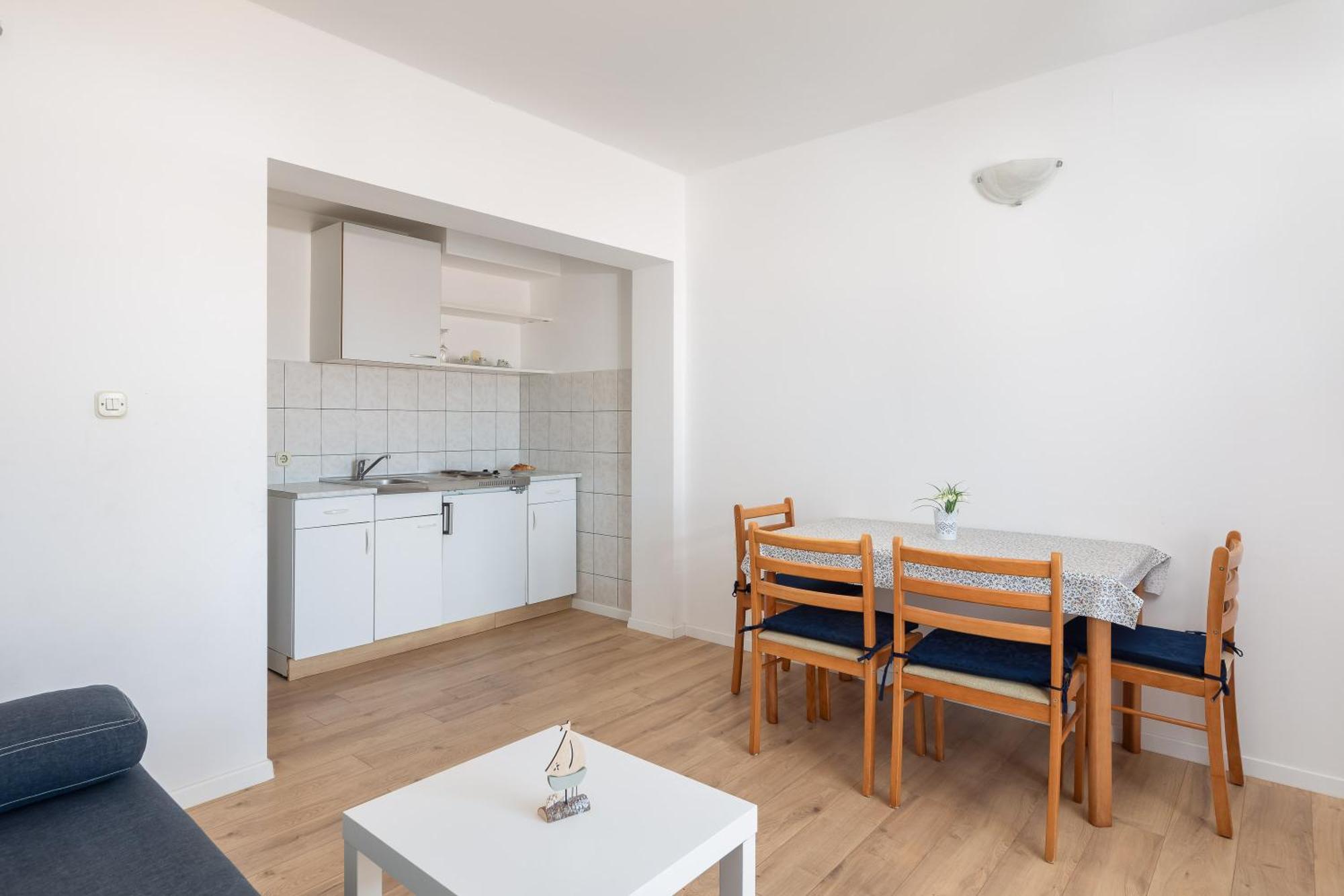 Apartments Near Central Beach With Free Parking Makarska Camera foto